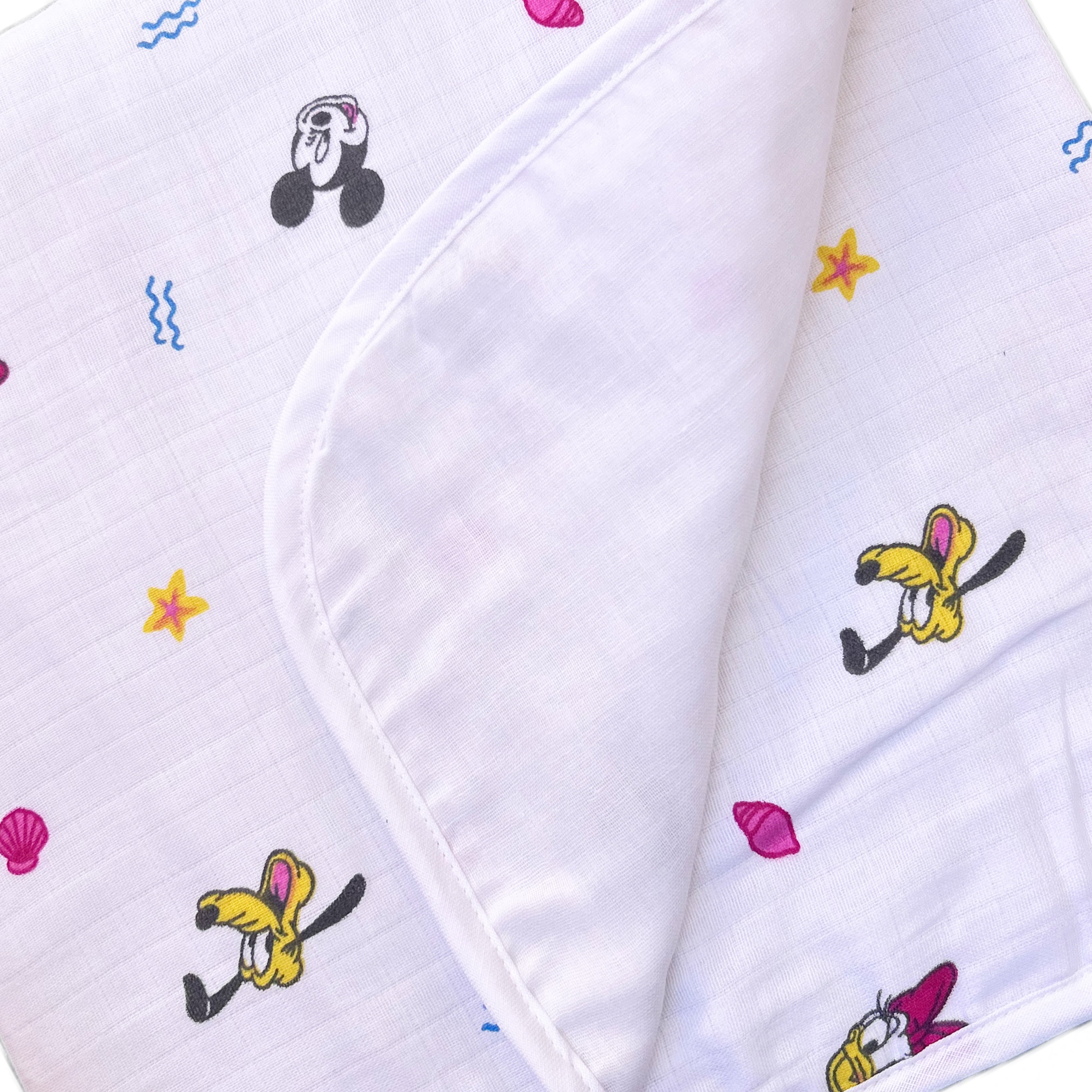 Organic Muslin Blanket | Holding Sheet